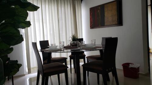 Manzanillo Apartamento | Departamento equipado a unos pasos de la playa, 2 Recamaras Aire acondicionado