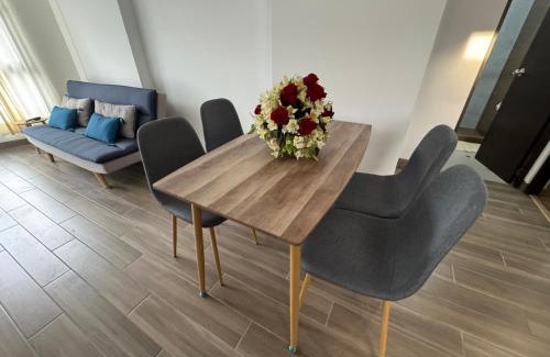 Sol Naciente Apartamento | Departamento moderno y Cómodo, 3 Hab, 2 Baños y buena vista