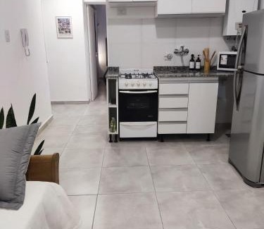 Paraná Apartamento | Departamento Vermelho centro - 350mts terminal