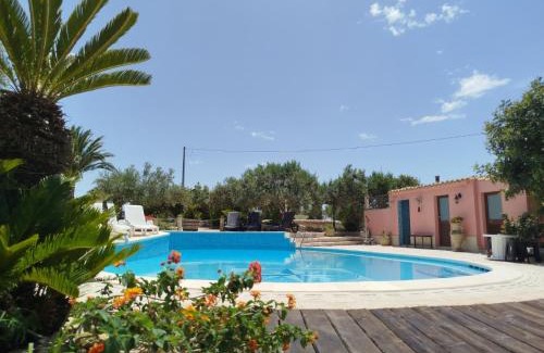 Tresauro Casa | dependance in villa con piscina