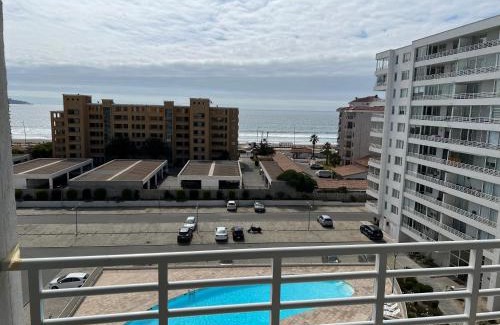 La Serena Apartamento | Depto amplio en condominio, sector 4 esquinas
