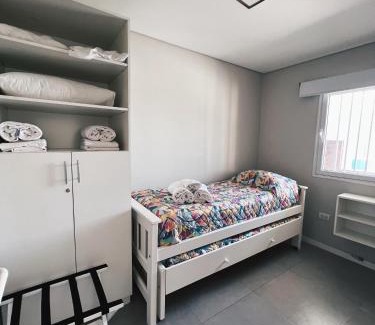 Bahía Blanca Apartamento | Depto B - Con Parrilla, 2 dormitorios - Departamento Aguado - Alquileres RV