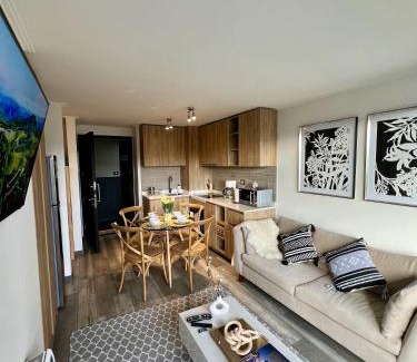 Puerto Varas Apartamento | Depto céntrico, cálido y full equipado junto al lago