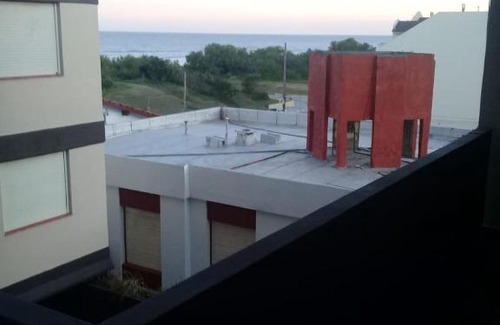 San Bernardo del Tuyú Apartamento | Depto San Bernardo céntrico sobre Costanera