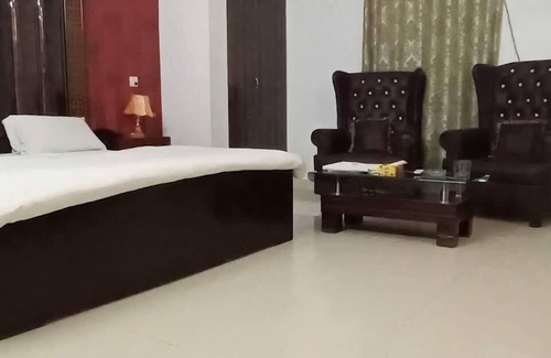 Hyderabad Casa | Dera Inn Guest House