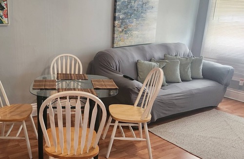 Parkland Casa | Derby rental furnished 2BR, 1 full bath(shower/tub) house