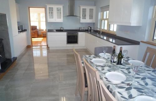 Boherboy Casa | Derryleigh House Boherbue by Trident Holiday Homes