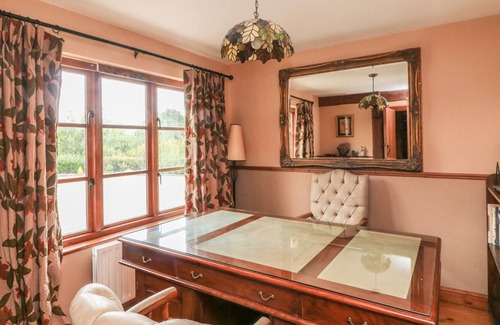 Aughrim Cabaña | Derrywater House, AUGHRIM, CONDADO DE WICKLOW
