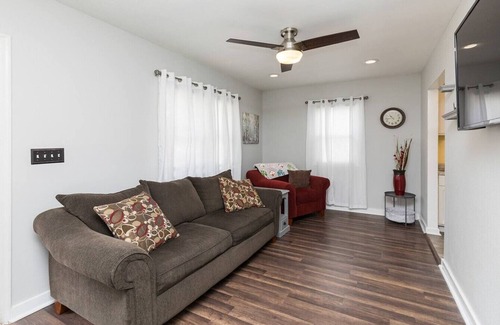Des Moines Casa | Des Moines Classic 3 bedroom Getaway