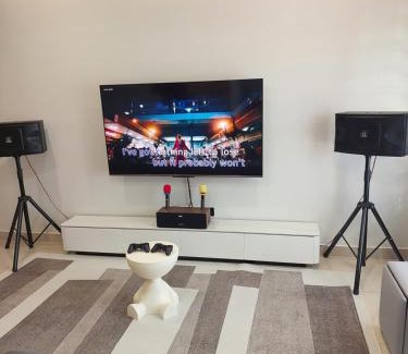 Bandar Penawar Casa | Desaru COJY Homestay KTV GAME CONSOLE upto 14pax