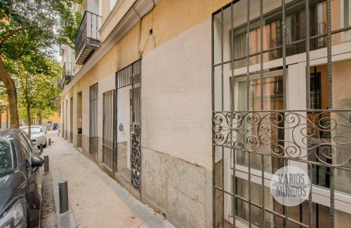 Malasaña Apartamento | Descanso Bohemio para 9, en Minas - Malasaña E3