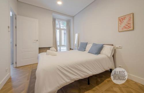 Malasaña Apartamento | Descanso Bohemio para 9, en Minas - Malasaña E3