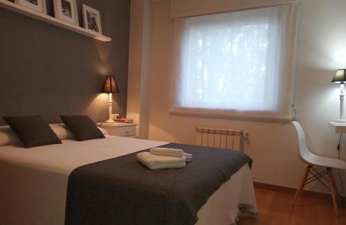 El Ensanche Zona Nuova Apartamento | Descanso do Sar