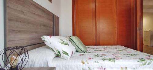 Isla de Arosa Apartamento | Desconectaengalicia Isla Arosa con vistas al mar