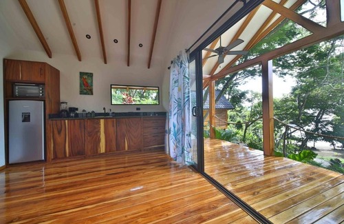 Playa Naranjo Casa | Description of bungalow