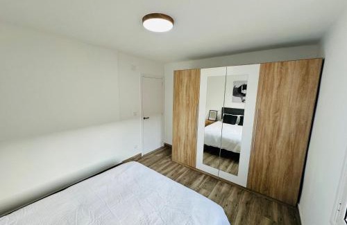 Saron Apartamento | Descubre Cantabria 2! A 4 minutos de Cabárceno y capacidad para 6 adultos!