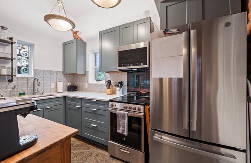 Del Cerro Estates Casa | Desert Dreams:Winter in the West! Mins to downtown