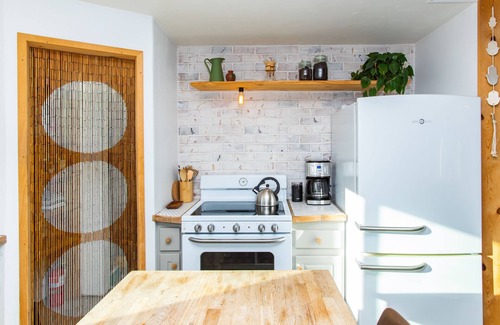 Twentynine Palms Casa | Desert Escape+Art studio+Trailer 10 min to Joshua Tree Park