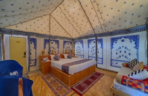 Kanoi Hotel | Desert Fort Resort