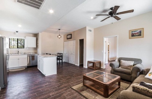 Saguaro Shadows Casa | Desert Getaway 2 Bedroom Guest House