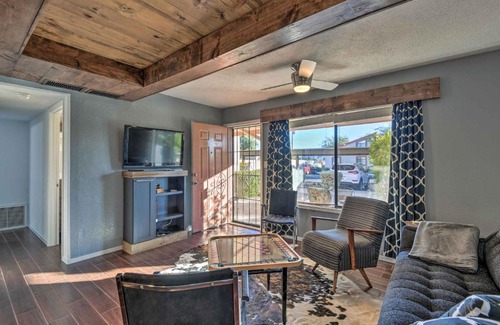 Apache Junction Apartamento | Desert Getaway with Patio about 6 Mi to Tonto Natl Forest