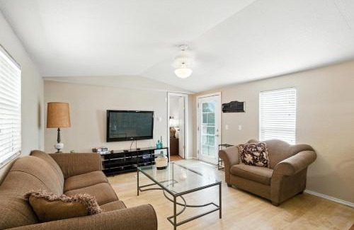 Mesilla Park Casa | Desert Haven Cozy 2-Bedroom Mobile Home Near NMSU home