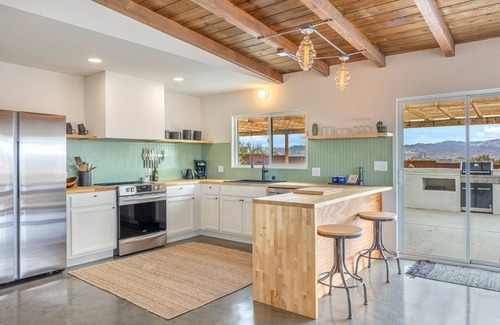 Joshua Tree Casa | Desert Hearts Ranch 2 Bedroom Home