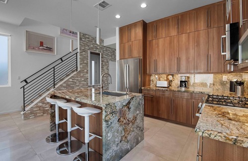 Racquet Club West Condominio | Desert Horizon PS Home