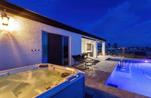 Lake Havasu City Casa | Desert Oasis a McCulloch Pool Home