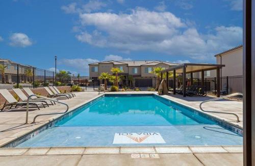 Washington Casa | Desert Oasis Hot Tub, Fire Pit, Pool,