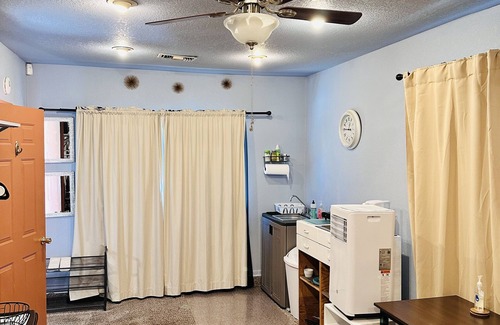 Quartz Hill Casa | Desert Oasis with a star-gazing meditative & peaceful experience for the family.