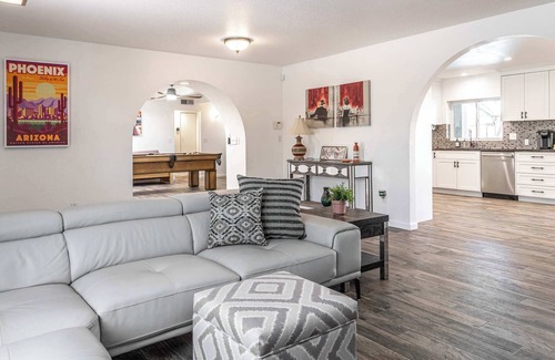Cavalier Estates Casa | Desert Oasis with Pool Patio 5BR 3BA Near PV