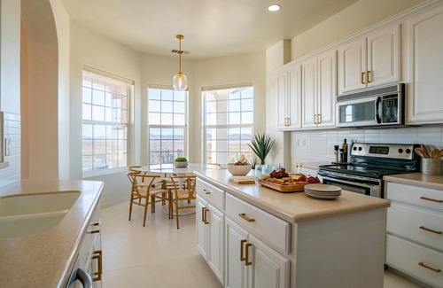Twentynine Palms Casa | Desert Paradise: Swim Spa, Golf, Yoga, JTNP