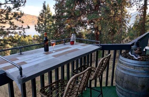 Central Okanagan Apartamento | Desert Pines Holiday Getaway