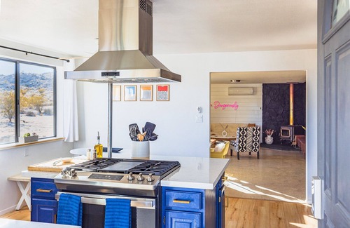 Indian Cove Casa | Desert Playground - hot tub, dipping pool, hammocks, stargazing, dog friendly!