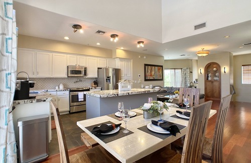 Village At Aviano Condominio | DESERT RIDGE! Loop 101, Shopping, Mayo Clinic Hospital, Honor Health & Westworld