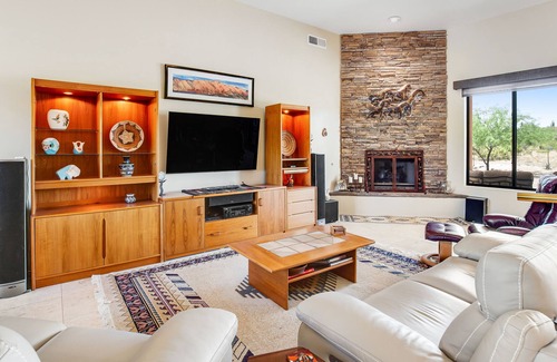 Rio Verde Casa | Desert stay with resort perks - pool, spa, fitness center, and athletic courts