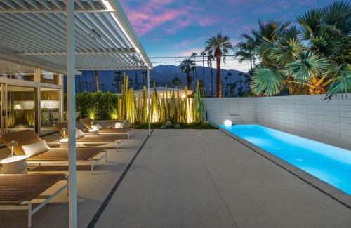 Deepwell Estates Casa | Desert Two