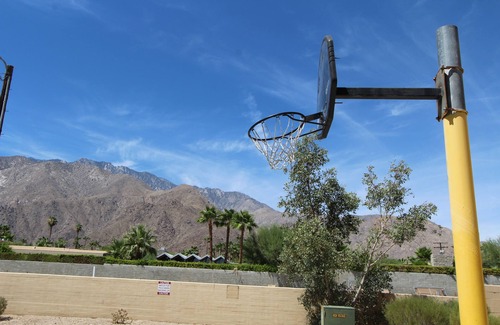 Uptown Design District Apartamento | Desert Vacation Villas