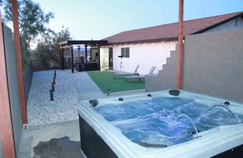 Twentynine Palms Villa | Desert Villa - EV, Hot Tub, Grill, Bar, Games, RV Parking in Twentynine Palms Downtown