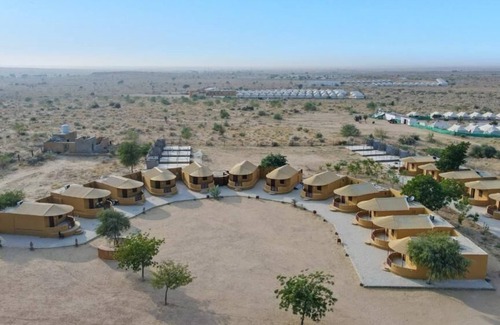 Kanoi Cabaña | Desertique Dunes Safari Camp & Resort