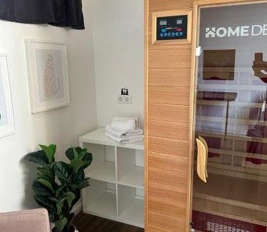 Pirna Apartamento | Design Altstadtperle mit 2 Schlafzimmer- 6 Personen-Waschmaschine - Parkplatz-Infrarotkabine