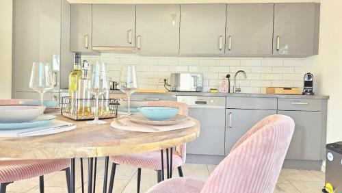 Weil am Rhein Apartamento | Design-Apartment I Klimaanlage I Balkon I Boxspring I Nespresso
