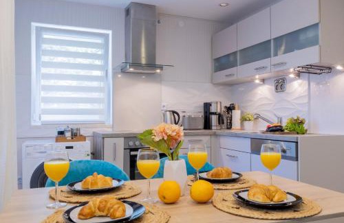 Heiligenwald Apartamento | Design Apartment nahe See - für Familien & Business - 24h Check-in - Parkplatz