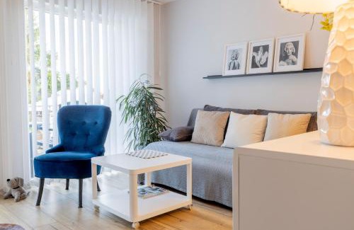Heiligenwald Apartamento | Design Apartment nahe See - für Familien & Business - 24h Check-in - Parkplatz