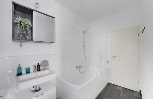 Leverkusen Apartamento | Design Apartment - Traumlage zwischen CGN & DUS