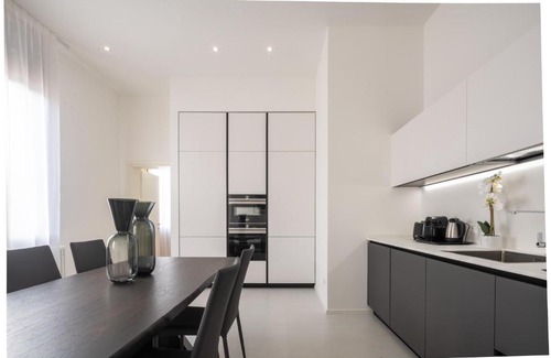 San Polo Apartamento | Design Apartment with Balcony on the Grand Canal R&R