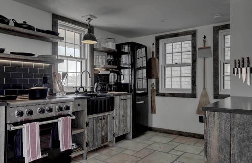Nantucket Town Cabaña | Design cottage on wharf in town - huge private deck, private dock