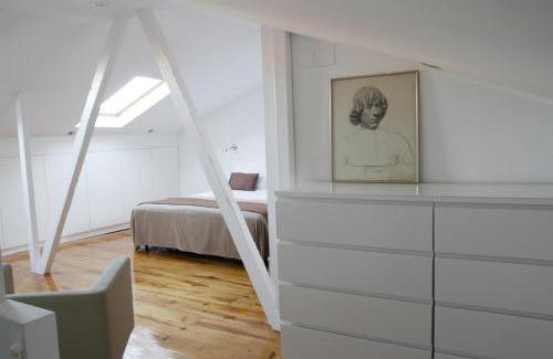 Encarnacao Apartamento | Design Duplex Apartment BA/Chiado