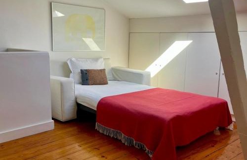 Encarnacao Apartamento | Design Duplex Apartment BA/Chiado
